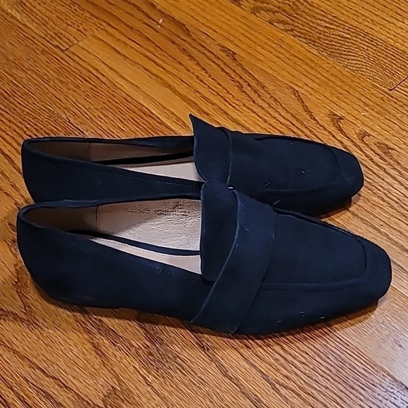 Halogen Black Flats - Picture 2 of 5